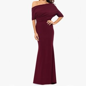 New Betsy & Adam Madeline Long Scuba Crepe Off the Shoulder Drop Dress Size 8